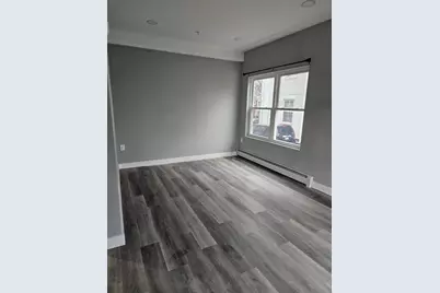 32 Irving St #1, Everett, MA 02149 - Photo 3