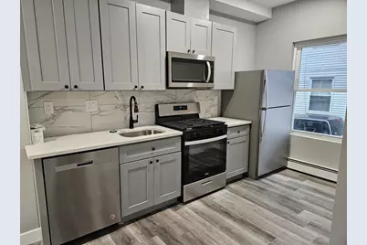 32 Irving St #1, Everett, MA 02149 - Photo 9