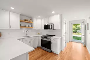 10 Bluestone Terrace, Sandwich, MA 02537 - Photo 9