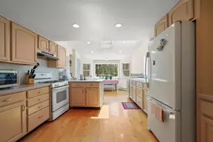 94 Fearing Hill Rd, Wareham, MA 02576 - Photo 17