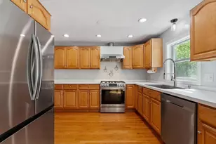 4 Louis Rd, Tewksbury, MA 01876 - Photo 11