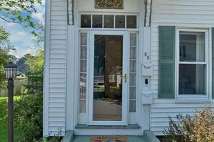 23 Chester St, Amesbury, MA 01913 - Photo 25