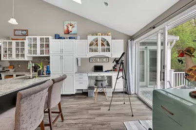 375 Pearl St, Brockton, MA 02301 - Photo 5