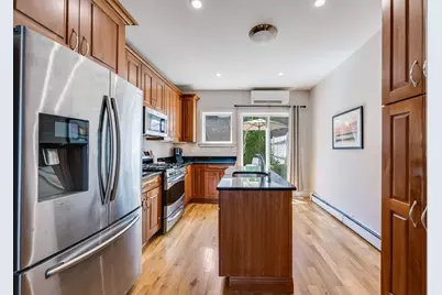 39 Emerson St, Boston, MA 02127 - Photo 7