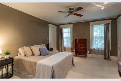 90 Walden St, New Bedford, MA 02740 - Photo 29