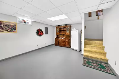 56 Schofield St, New Bedford, MA 02740 - Photo 41