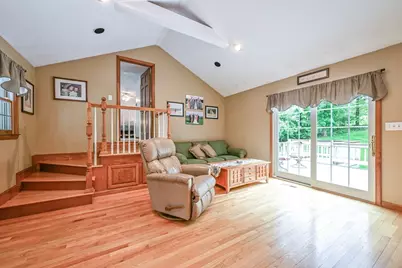 11 Holbrook St, Norfolk, MA 02056 - Photo 7