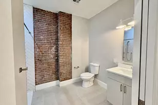 281 Franklin St, Boston, MA 02110 - Photo 9