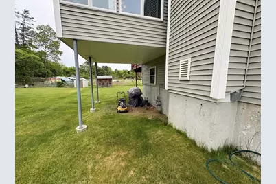 88 Boulevard  Street, Lowell, MA 01854 - Photo 9
