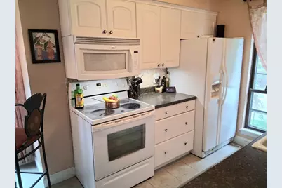 12 Meadowbrook Ln #12, Palmer, MA 01069 - Photo 17