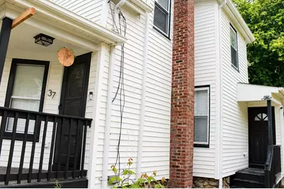 37 Hunt St, Brockton, MA 02302 - Photo 3