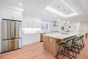 583 Fletcher St, Northbridge, MA 01588 - Photo 9