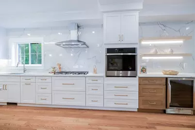 583 Fletcher St, Northbridge, MA 01588 - Photo 11