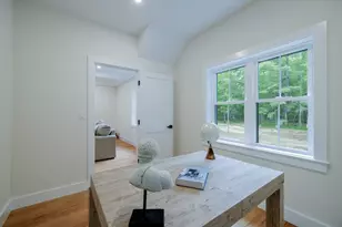 583 Fletcher St, Northbridge, MA 01588 - Photo 17