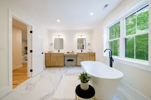583 Fletcher St, Northbridge, MA 01588 - Photo 29