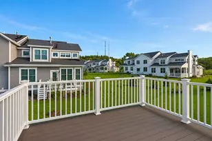 299 Lexington St, Woburn, MA 01801 - Photo 27