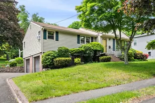 29 Patricia Rd, Peabody, MA 01960 - Photo 5