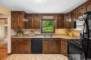 29 Patricia Rd, Peabody, MA 01960 - Photo 23