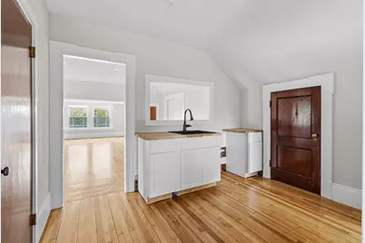 293 Hawthorn St, New Bedford, MA 02740 - Photo 27