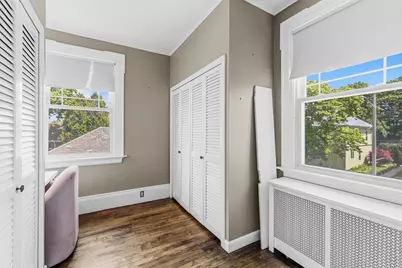 293 Hawthorn St, New Bedford, MA 02740 - Photo 25