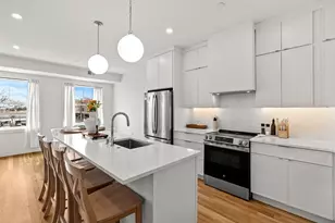 298 Maverick St, Boston, MA 02128 - Photo 3