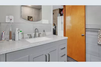 53 Bow #2, Somerville, MA 02143 - Photo 19