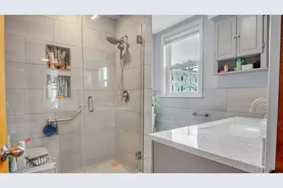 53 Bow #2, Somerville, MA 02143 - Photo 17