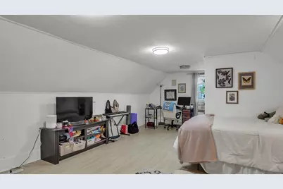 53 Bow #2, Somerville, MA 02143 - Photo 11