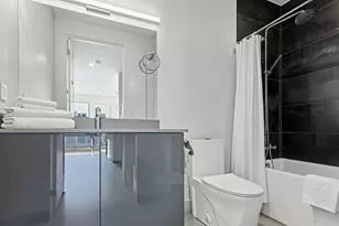 340 W 2nd St, Boston, MA 02127 - Photo 11