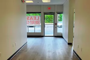 111 Washington St, Plainville, MA 02762 - Photo 9