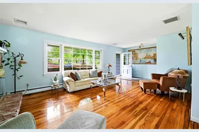 87 Squire Ln, Springfield, MA 01118 - Photo 9
