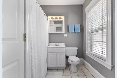 177 W 6th #4, Boston, MA 02127 - Photo 5