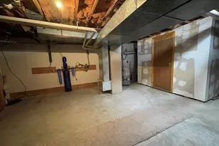 24 Camelot Ct, Stoughton, MA 02072 - Photo 27