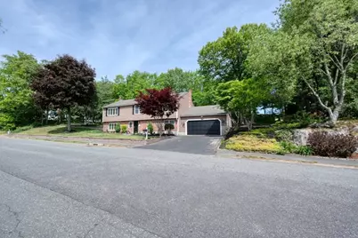 19 Essex Heights Drive, Weymouth, MA 02188 - Photo 3