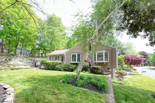19 Essex Heights Dr, Weymouth, MA 02188 - Photo 5