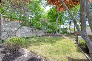 19 Essex Heights Dr, Weymouth, MA 02188 - Photo 13