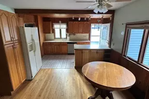 14 Dale Ave, Dracut, MA 01826 - Photo 7