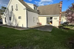 14 Dale Ave, Dracut, MA 01826 - Photo 5