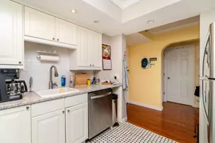 1731 Beacon St, Brookline, MA 02445 - Photo 9
