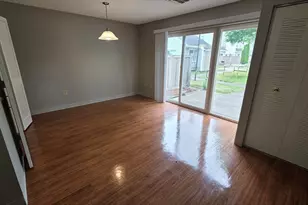 36 S Point Dr, Boston, MA 02125 - Photo 7