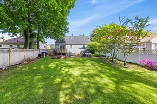 11 Hartlawn Rd, Boston, MA 02132 - Photo 29