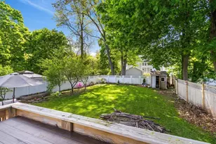 11 Hartlawn Rd, Boston, MA 02132 - Photo 27