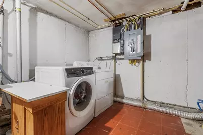 11 Hartlawn Rd, Boston, MA 02132 - Photo 25