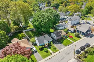 11 Hartlawn Rd, Boston, MA 02132 - Photo 31