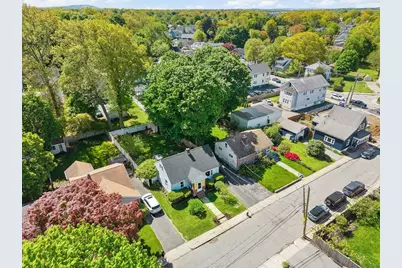 11 Hartlawn Rd, Boston, MA 02132 - Photo 31
