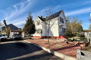 26 Acorn St, Brockton, MA 02302 - Photo 13