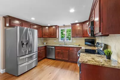 61 Pine Ridge Dr, Franklin, MA 02038 - Photo 13