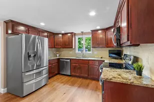 61 Pine Ridge Dr, Franklin, MA 02038 - Photo 13