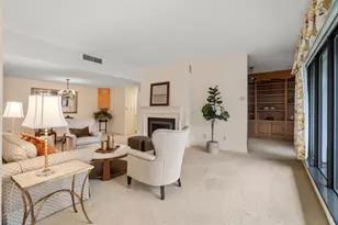 65 Grove St, Wellesley, MA 02482 - Photo 9