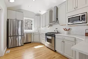 71 School St, Boston, MA 02129 - Photo 3